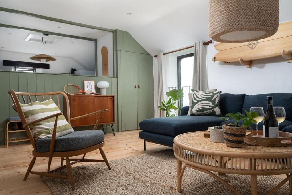 Porthcurno Barns, The Cart Lodge - Cosy Cottage, Walk To Porthcurno Beach, Pedn Vouder & Minack Theatre ペンザンス エクステリア 写真